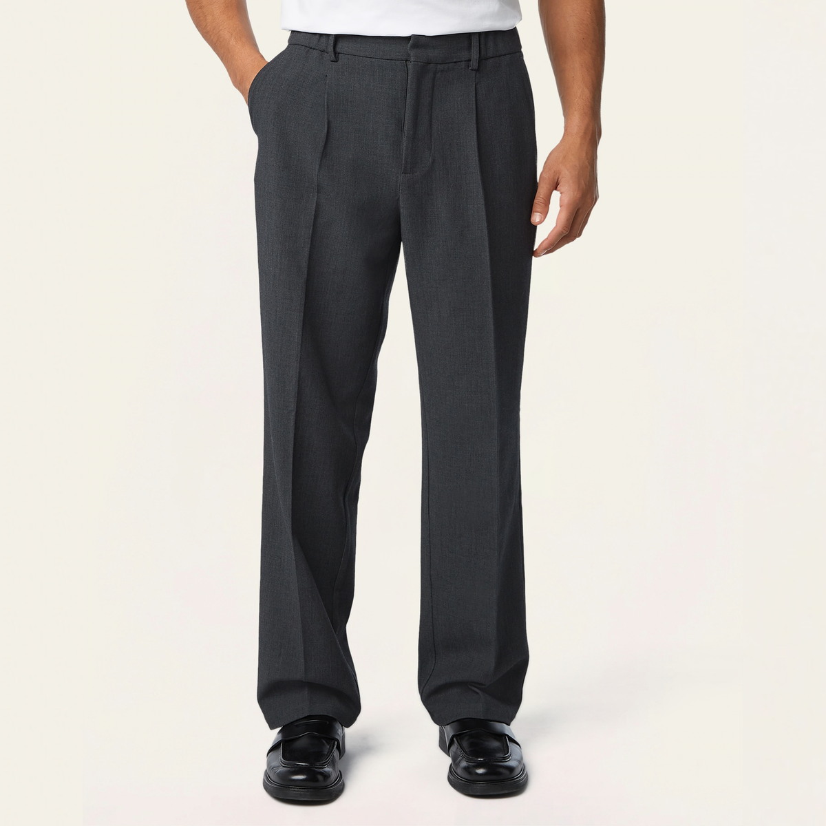 Heavy Pleated pants Dark Grey